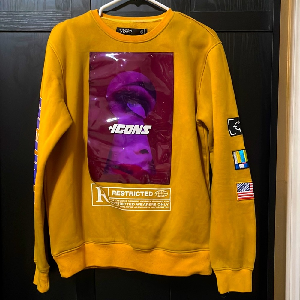 Hudson +Icons Pullover